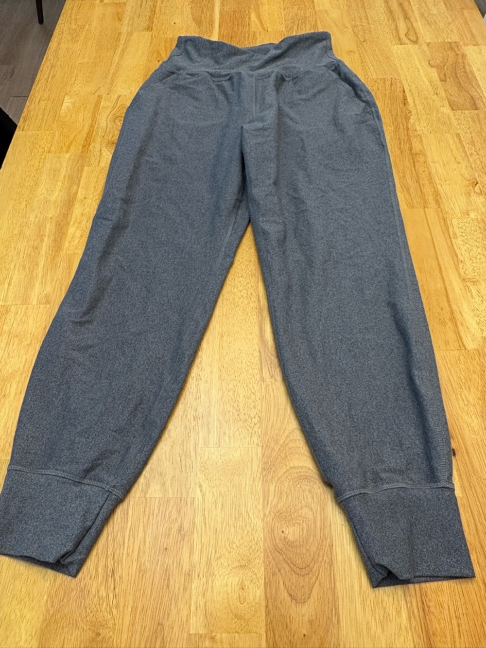 Old Navy Charcoal Gray Women’s Jogger Sweatpants